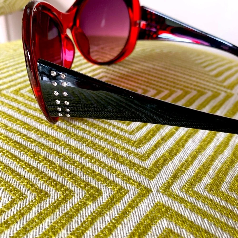 Oversized Women’s Sunglasses Red 100% UV Protection Rhinestone  Black Lens